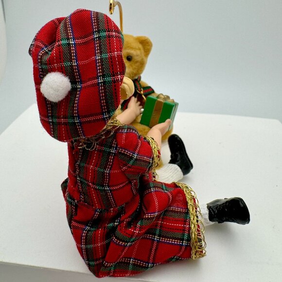 Hallmark 1994 Lucinda and Teddy Keepsake Ornament  QX4813 Vintage - Picture 8 of 11